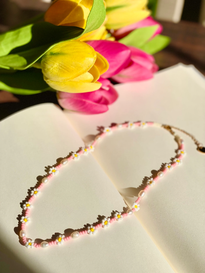 Freshwater Pearls with multi-color Daisy Flower Choker