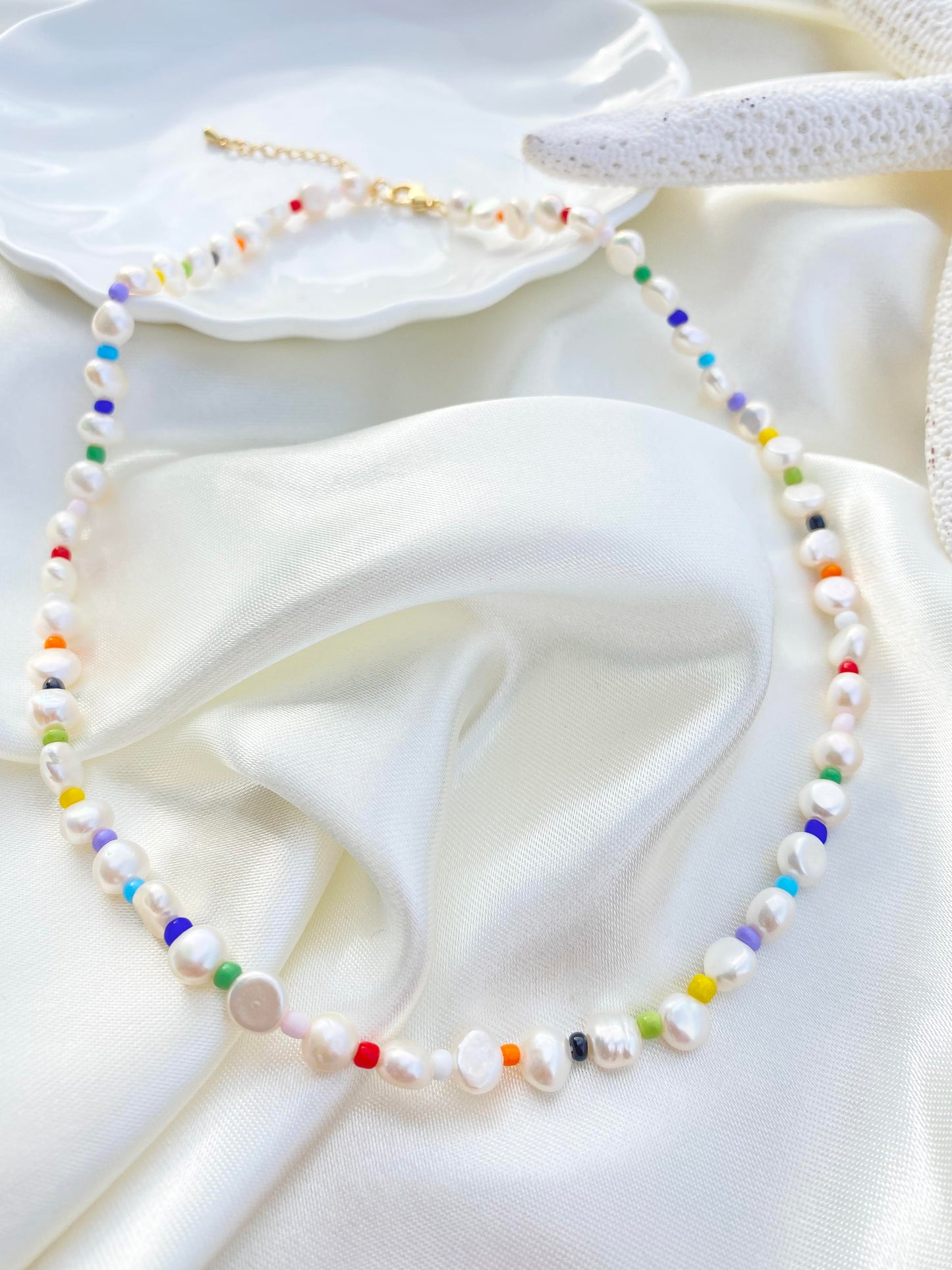 Rainbow Seed Beads Necklace with Freshwater Pearl