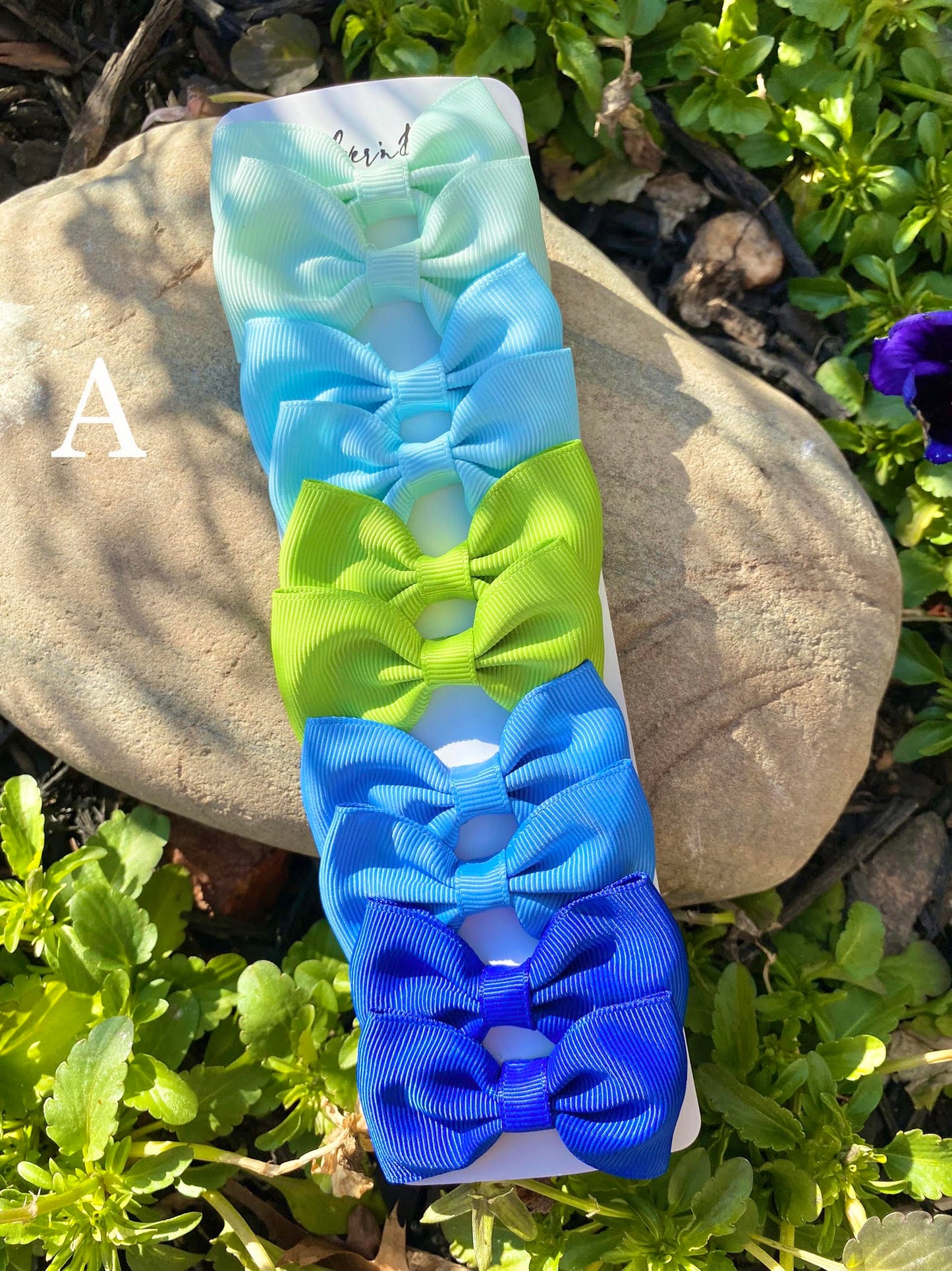 10 pcs. Colorful Kids Bow Hair Clips