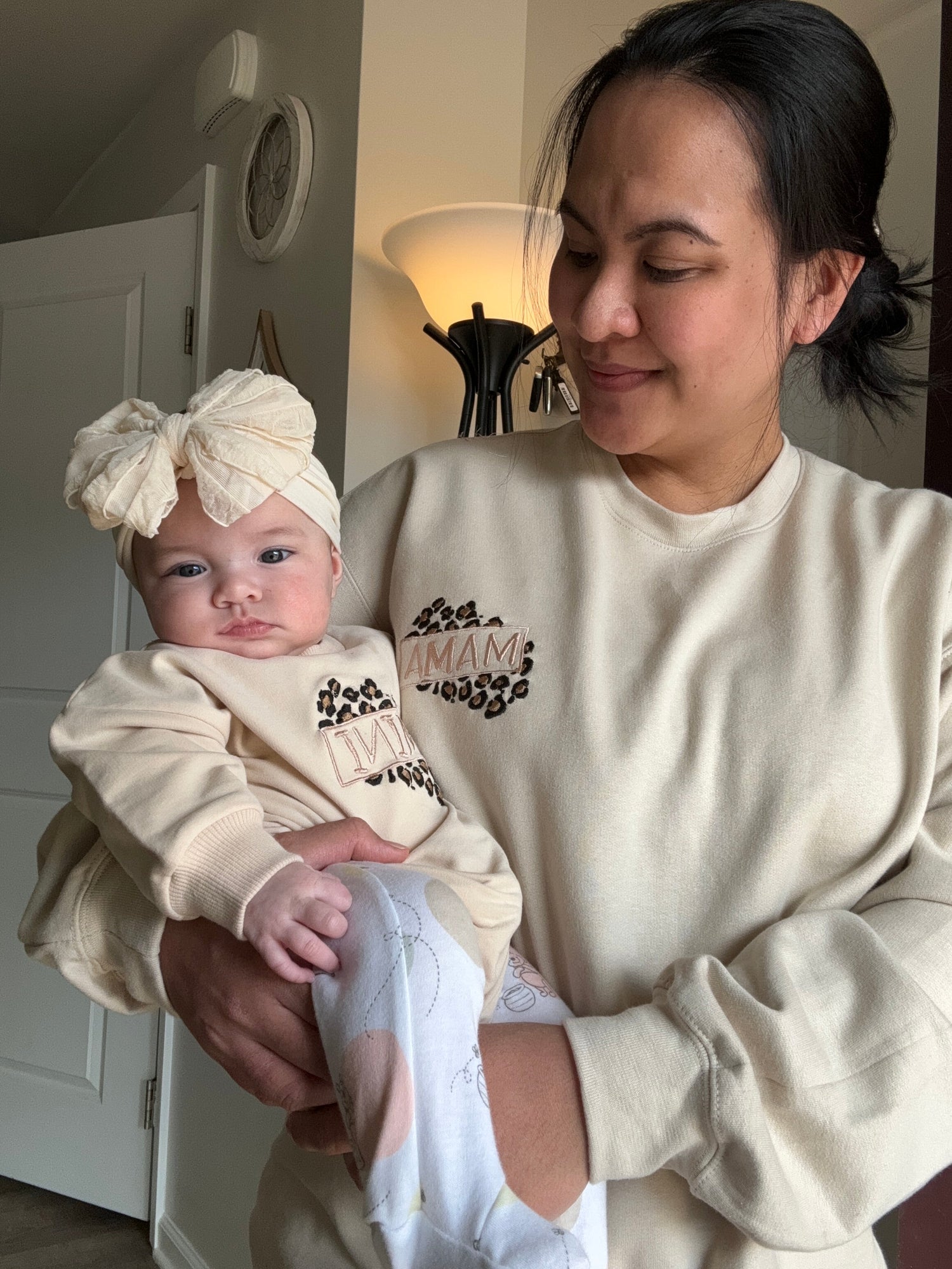 EMBROIDERED MATCHING MAMA MINI SWEATSHIRT