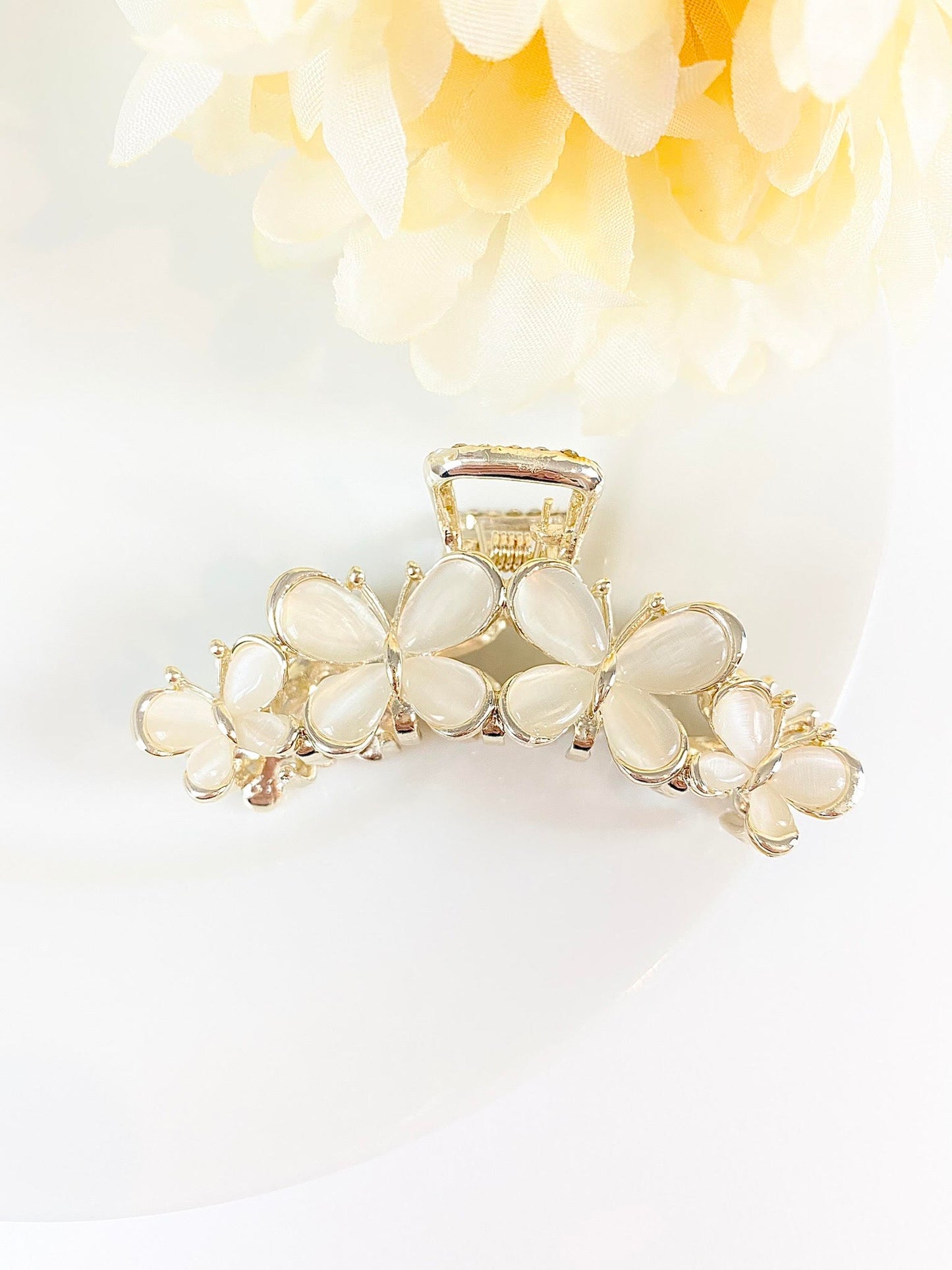 Vintage Opal Hairclaw